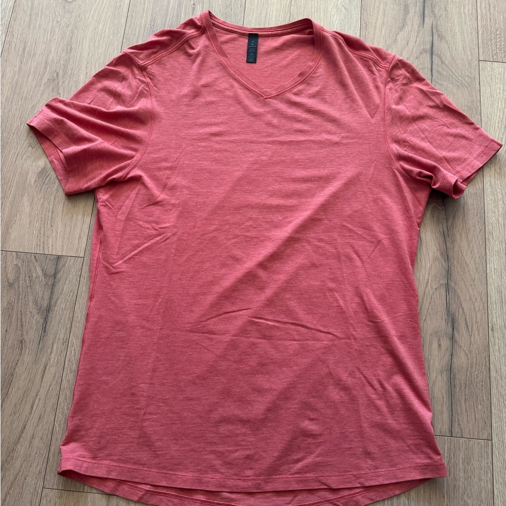 Lululemon FiveYear Basic Men's V-Neck Red T-Shirt